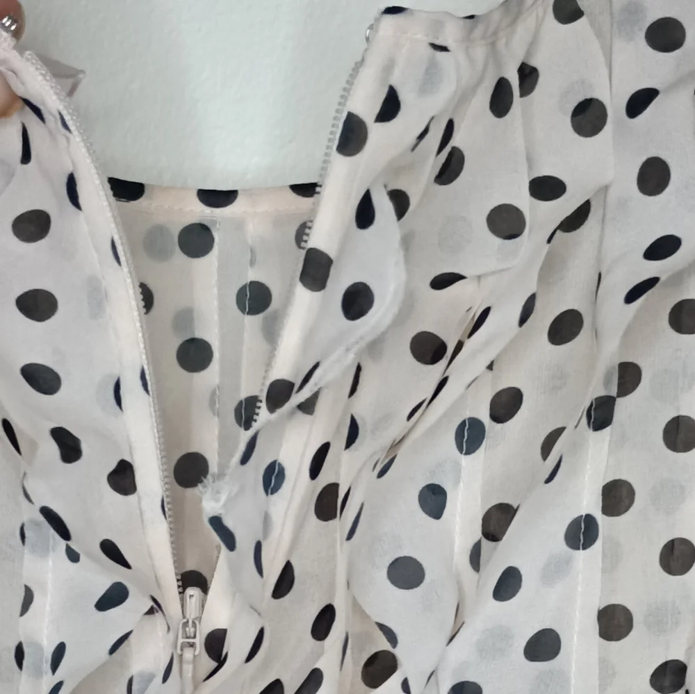 GIAMBATTISTA VALLI x H&M ruffled pink with black dots top size 2